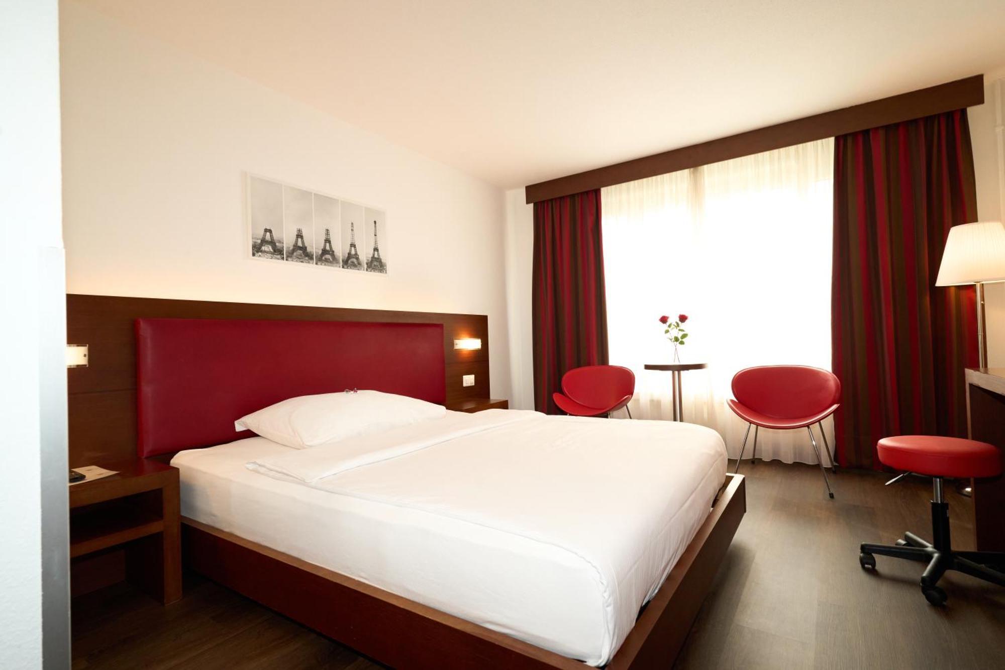 Hotel Conti Dietikon Exterior photo