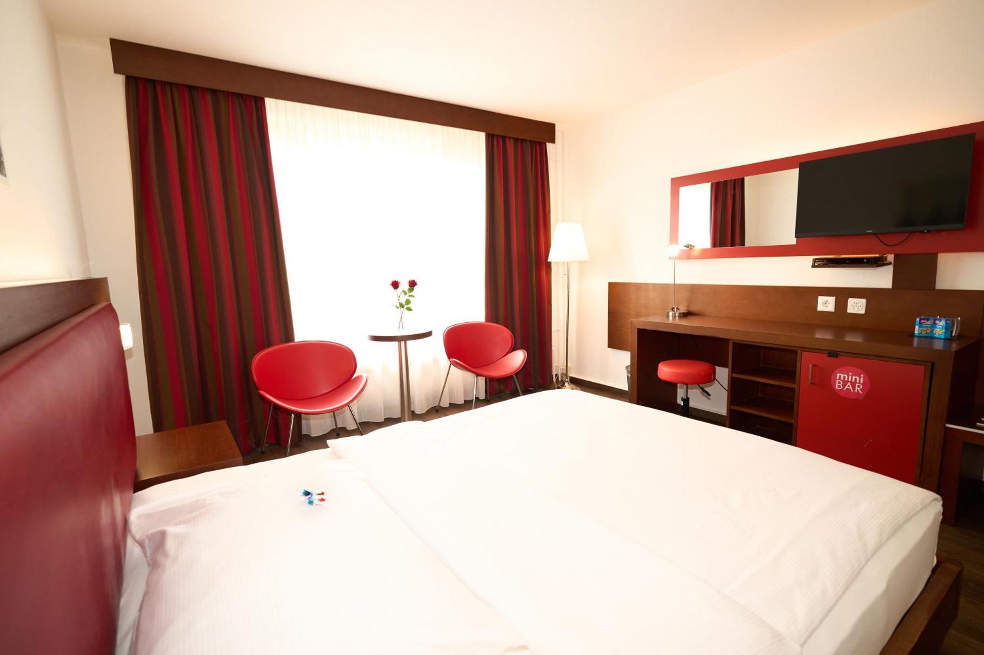 Hotel Conti Dietikon Exterior photo